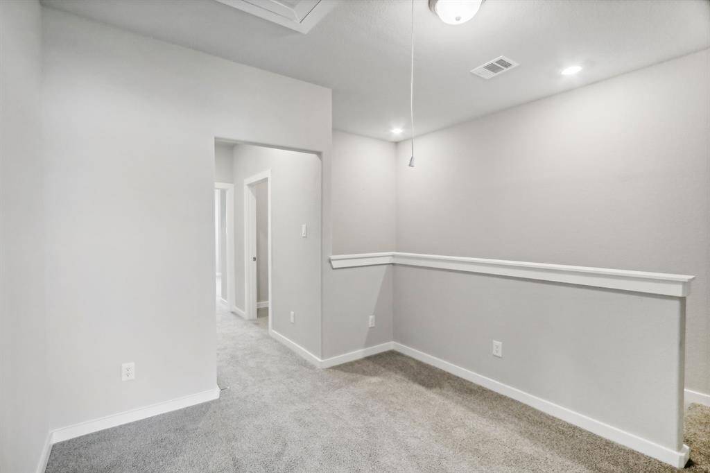Photo is not of the actual home but is an inspirational photo of builder’s model home and may depict options, furnishings, and/or decorator features that are not included.