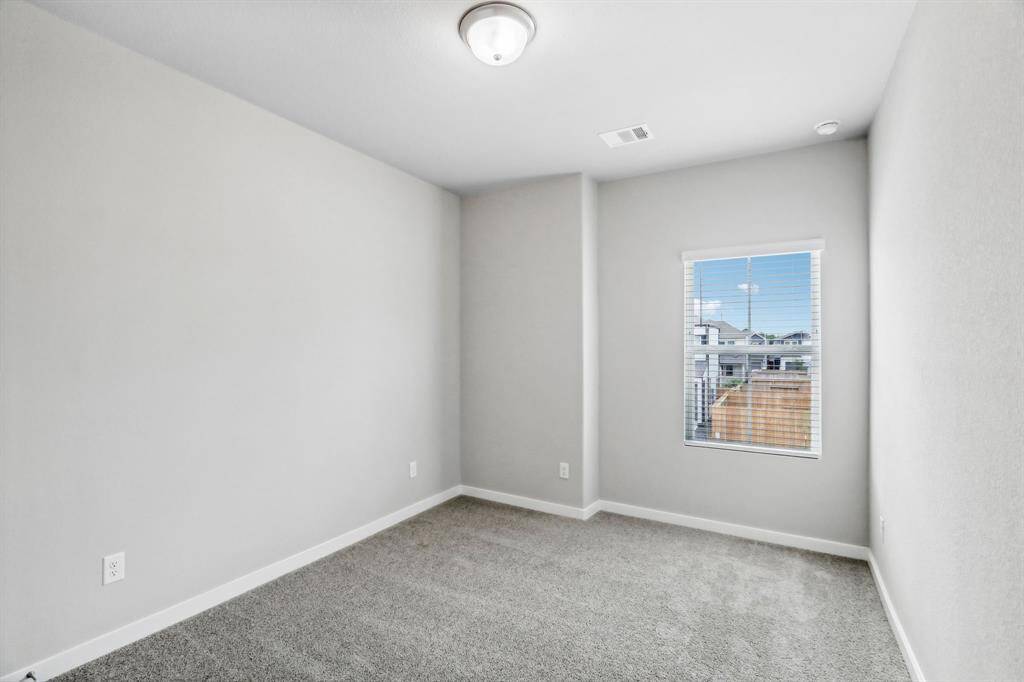 Photo is not of the actual home but is an inspirational photo of builder’s model home and may depict options, furnishings, and/or decorator features that are not included.