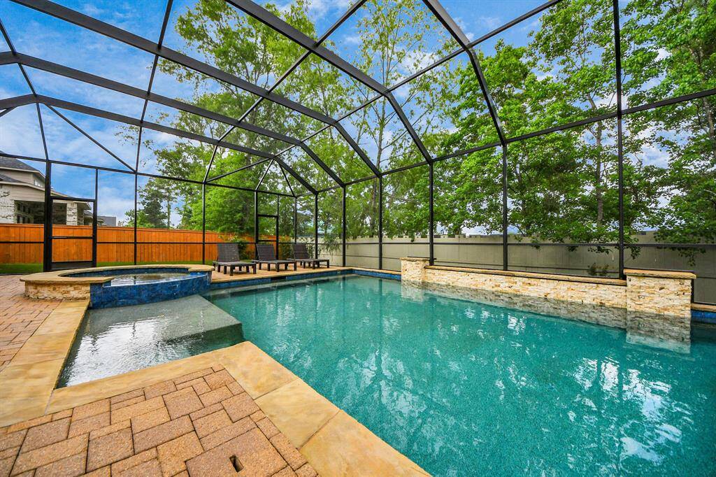 Long pool, for tough laps