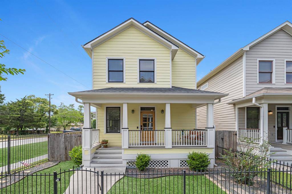 Absolutely charming Heights cottage with 1st floor living