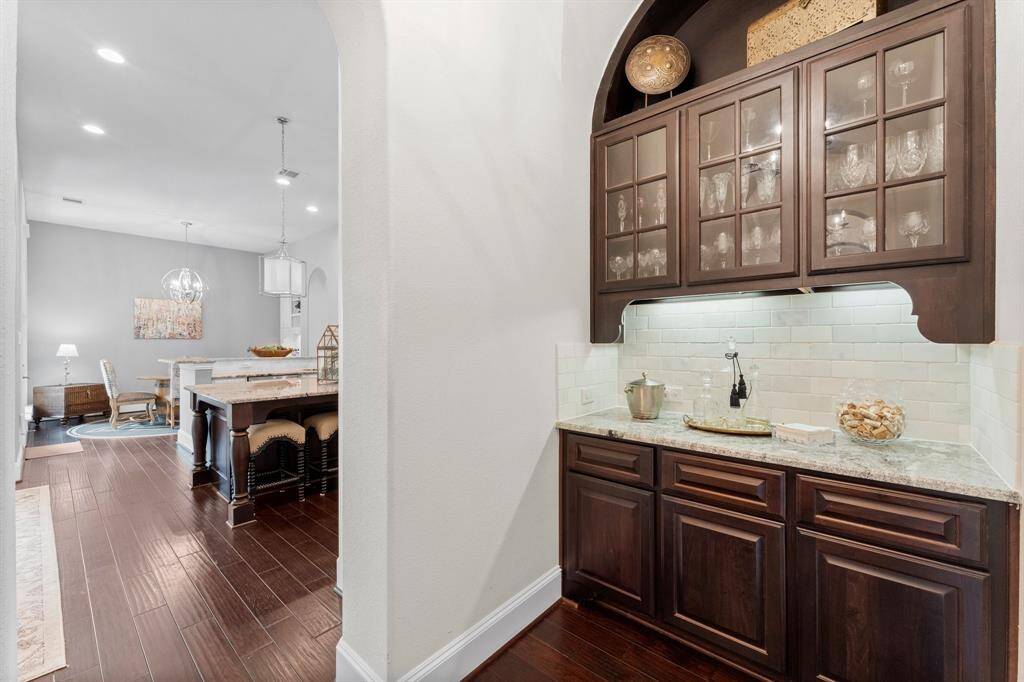 Lovely built-ins