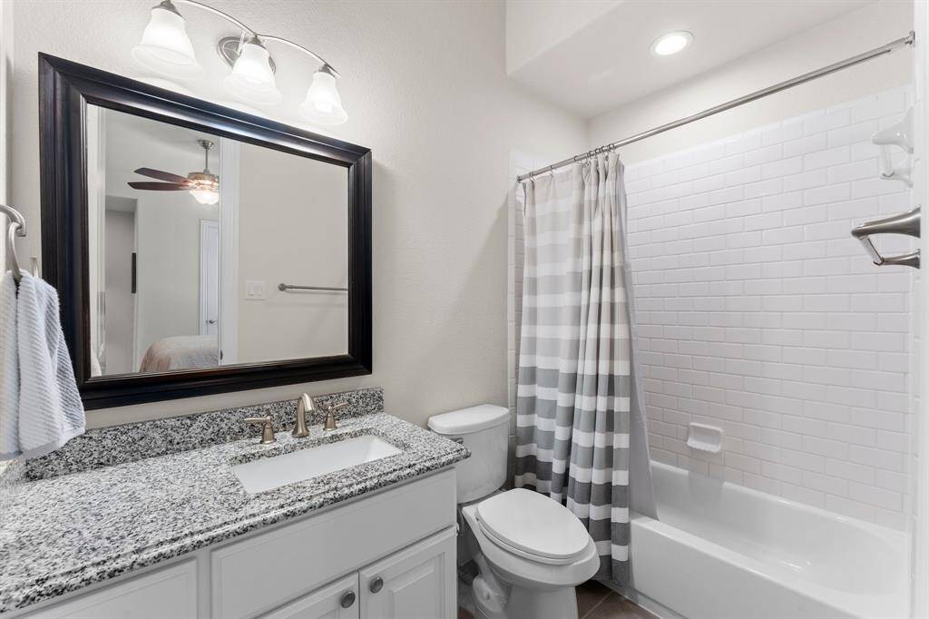 en-suite bath-2