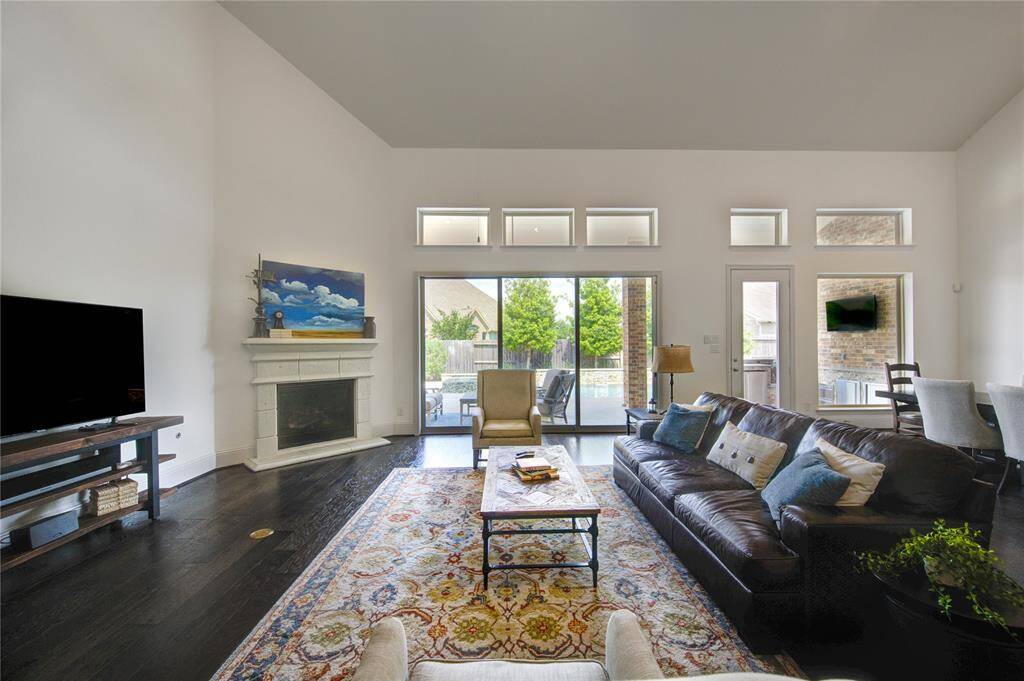 Another view of the family room.