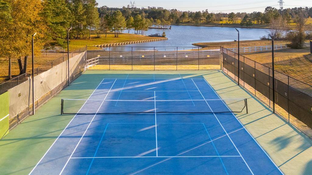 Neighborhood tennis / pickleball courts