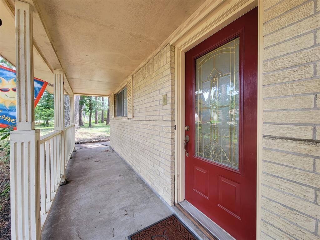 The porch truly is a canvas to be personalized.