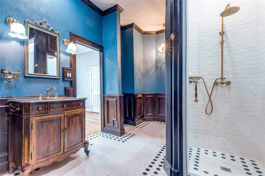 Another angle of the primary bathroom.