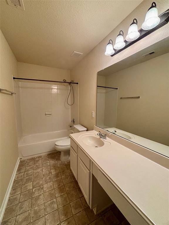 2rd Bathroom