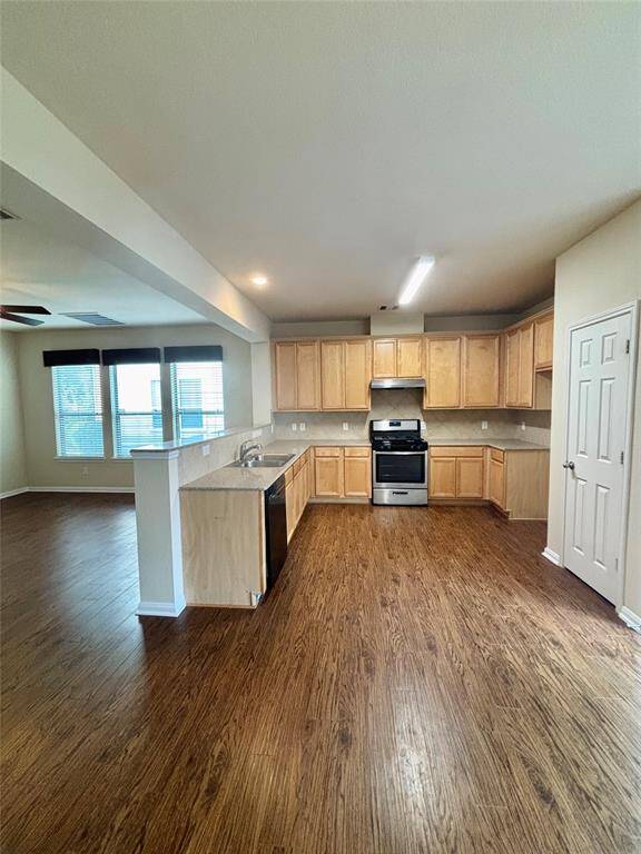 Spacious Kitchen