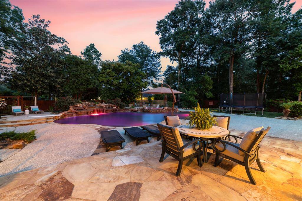 Perfect spot for dinner al fresco!