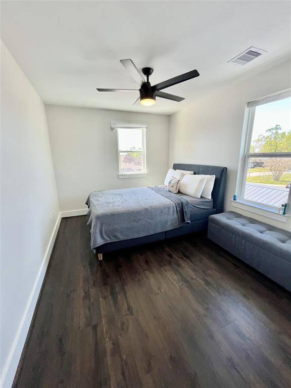 Second bedroom in 13505 Orleans A