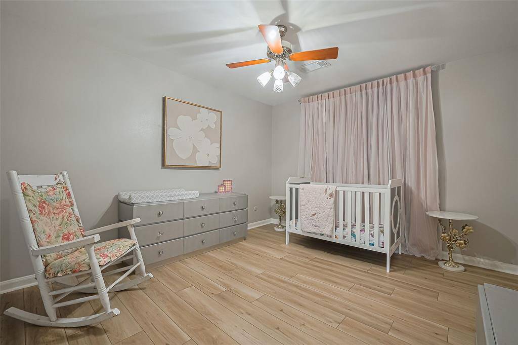 4th bedroom on the second flooor has all new vinyl.