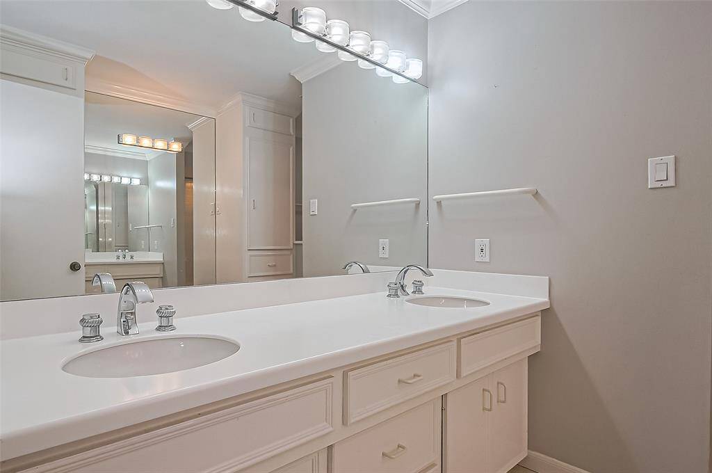 Bathroom on the 2nd floor has double sinks.