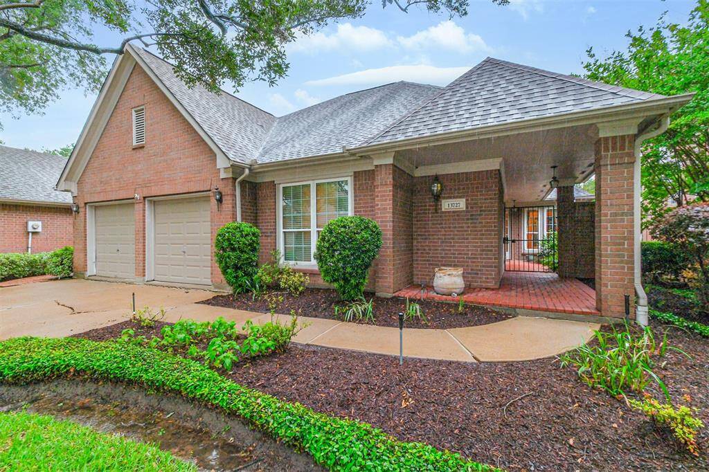 Beautifully landscaped entry
