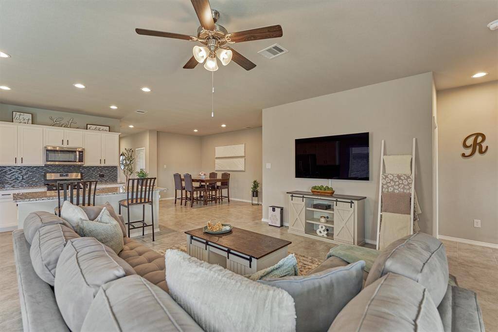 The ceiling fans in the home contribute to energy efficiency.