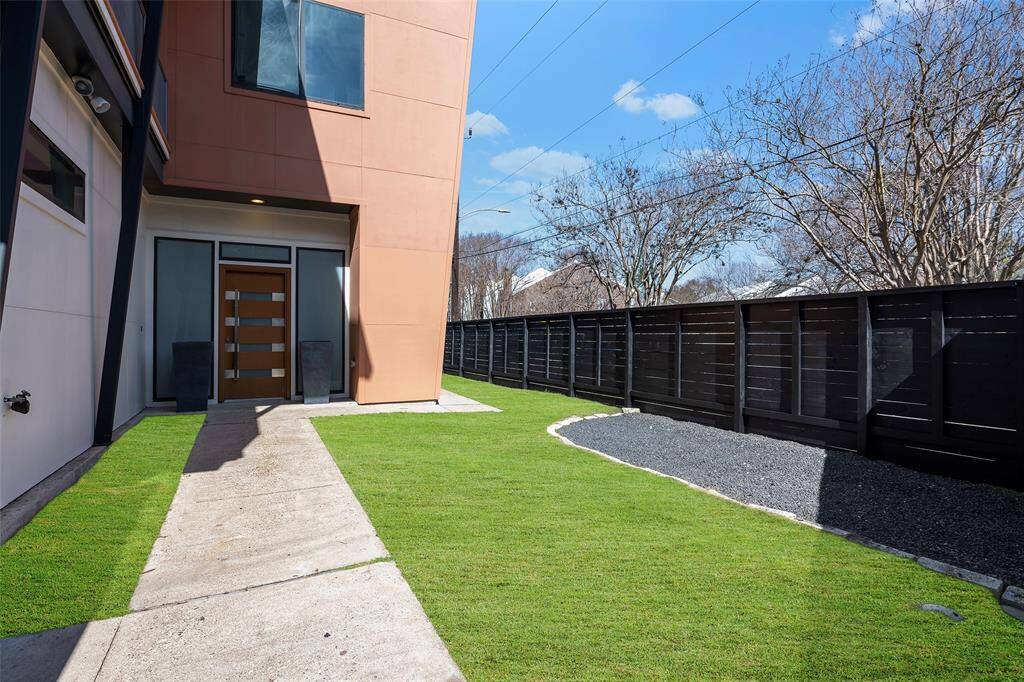 Home is fully fenced for privacy!