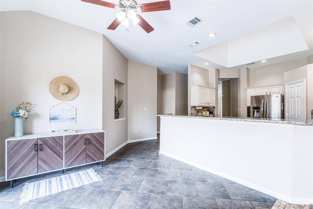 Breakfast room