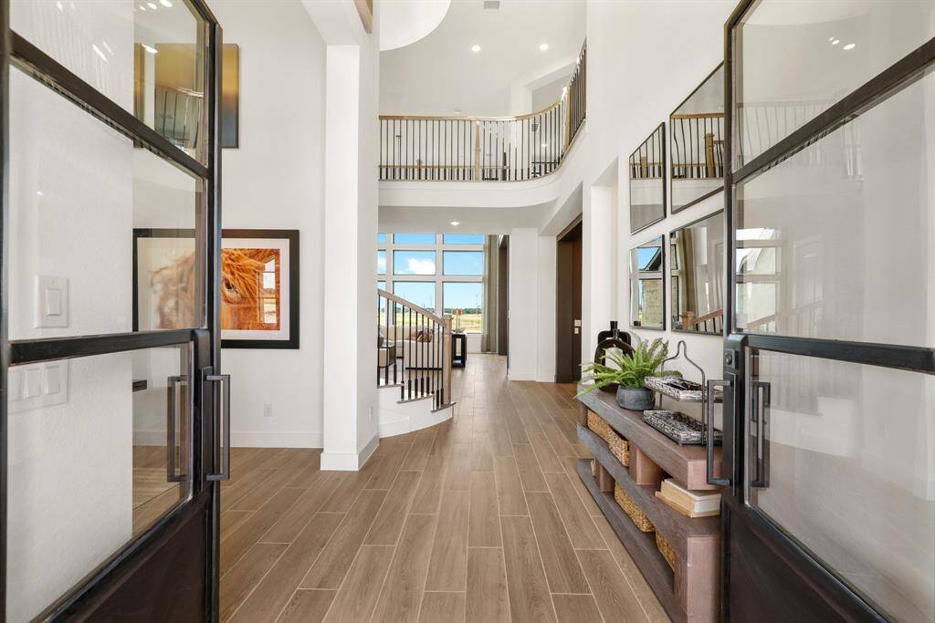 REPRESENTATIVE PHOTO: Colors and options vary. Confirm options and selections with onsite Community Sales Manager.