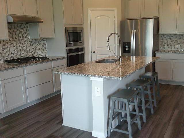 Island Kitchen