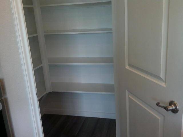 Walk-in Pantry