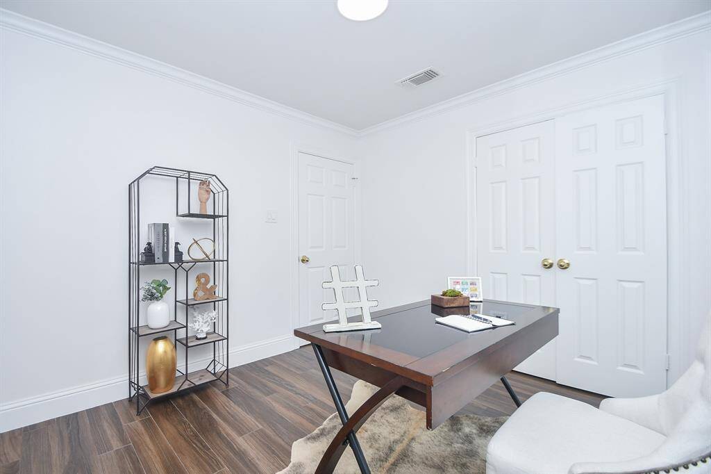 Great as office, study, nursery, or flex space.