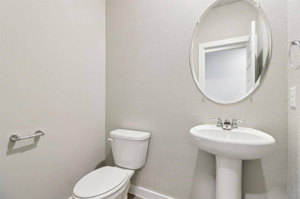 Photo is not of the actual home but is an inspirational photo of builder’s model home and may depict options, furnishings, and/or decorator features that are not included.