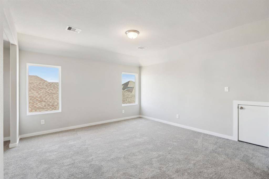 Photo is not of the actual home but is an inspirational photo of builder’s model home and may depict options, furnishings, and/or decorator features that are not included.