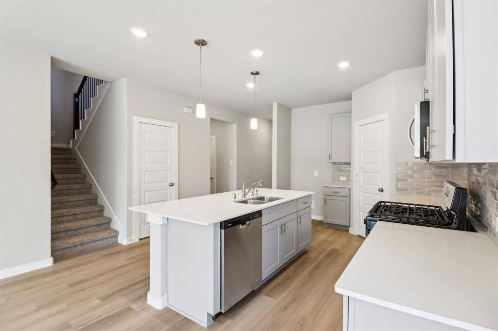 Photo is not of the actual home but is an inspirational photo of builder’s model home and may depict options, furnishings, and/or decorator features that are not included.