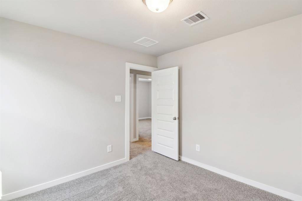 Photo is not of the actual home but is an inspirational photo of builder’s model home and may depict options, furnishings, and/or decorator features that are not included.