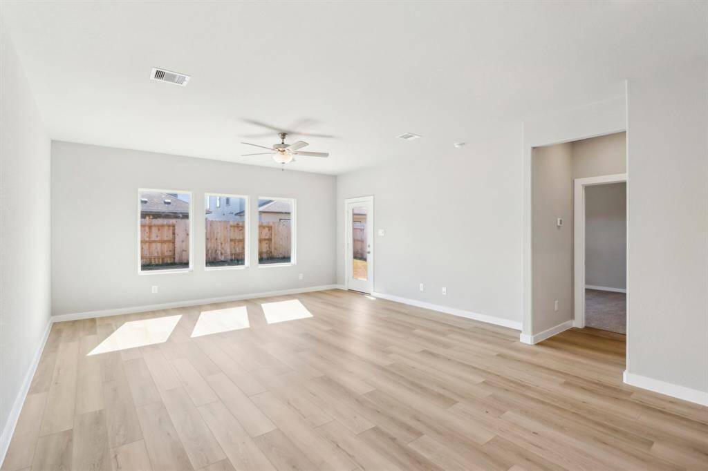 Photo is not of the actual home but is an inspirational photo of builder’s model home and may depict options, furnishings, and/or decorator features that are not included.