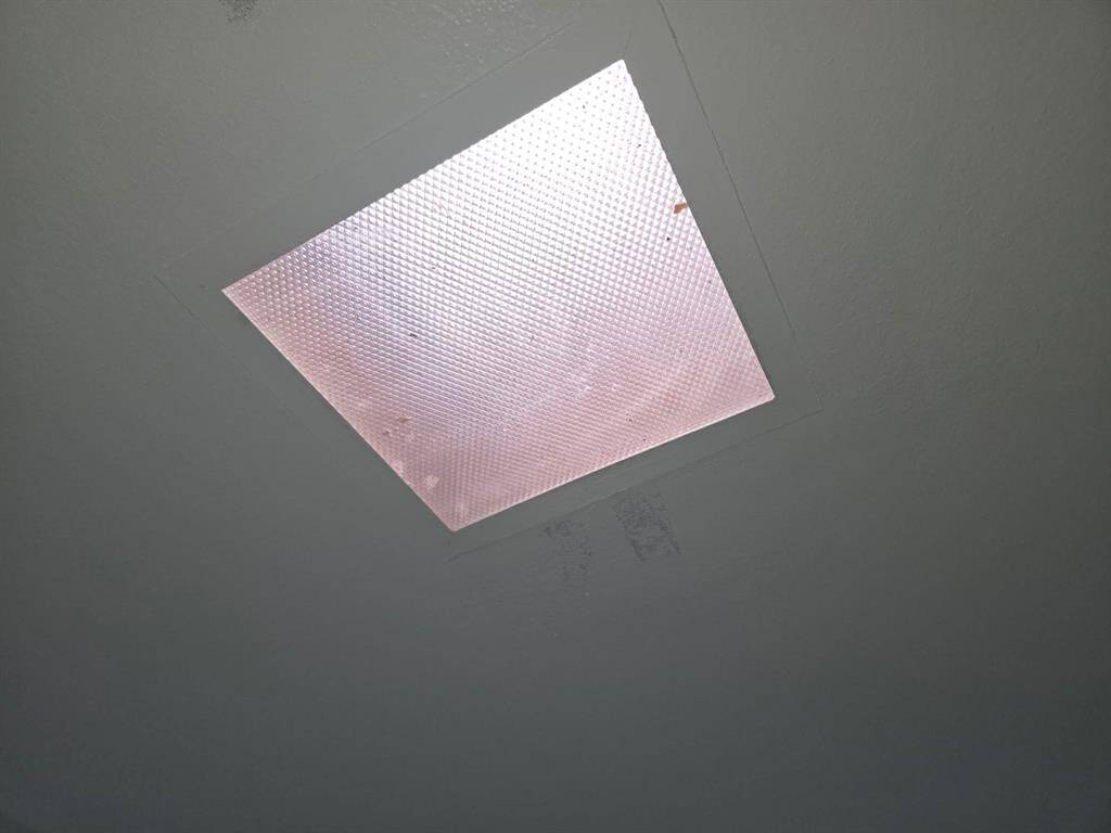 Enhance your home’s natural light with this eco-friendly solar tube, reducing energy costs and brightening any space efficiently.