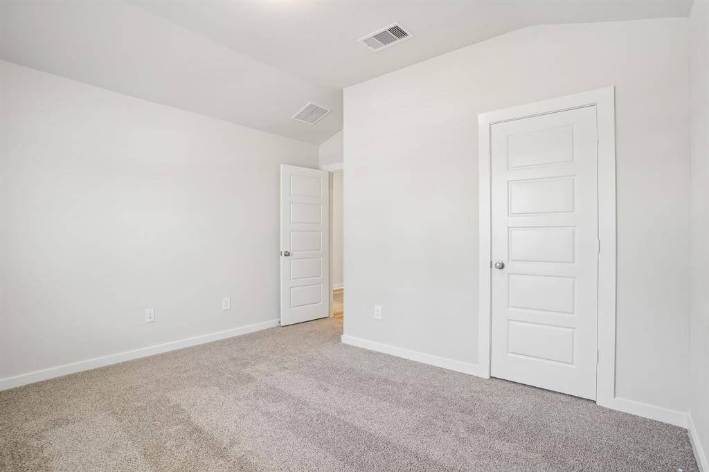 Photo is not of the actual home but is an inspirational photo of builder’s model home and may depict options, furnishings, and/or decorator features that are not included.