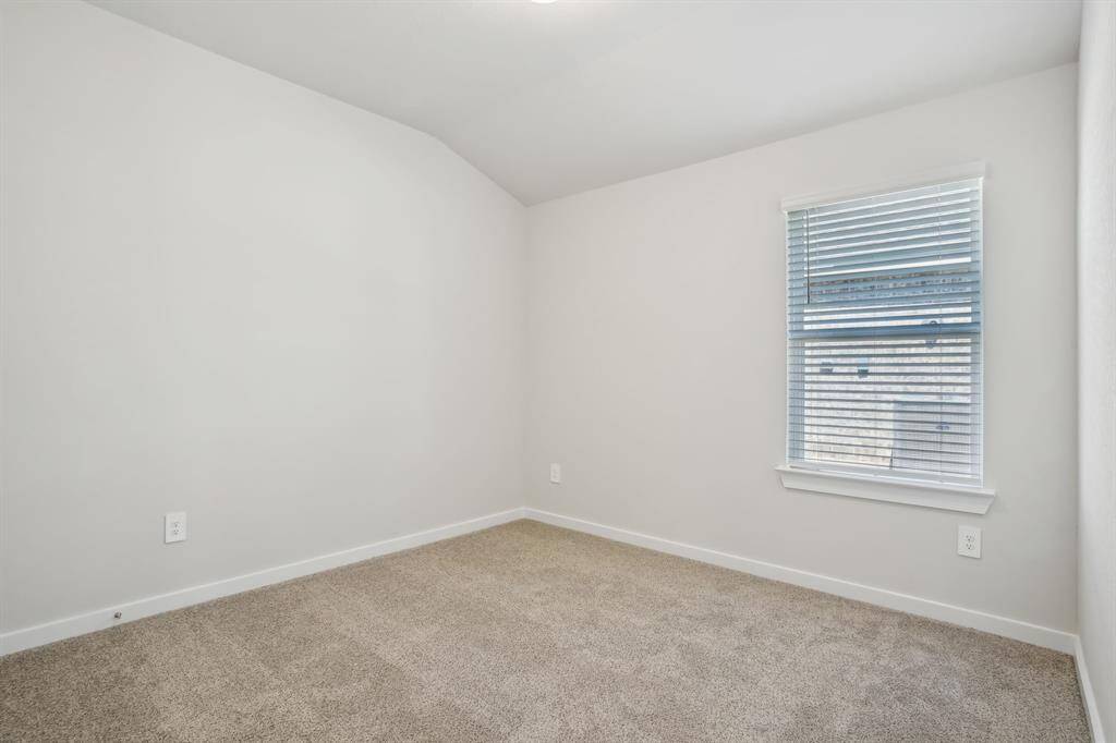Photo is not of the actual home but is an inspirational photo of builder’s model home and may depict options, furnishings, and/or decorator features that are not included.