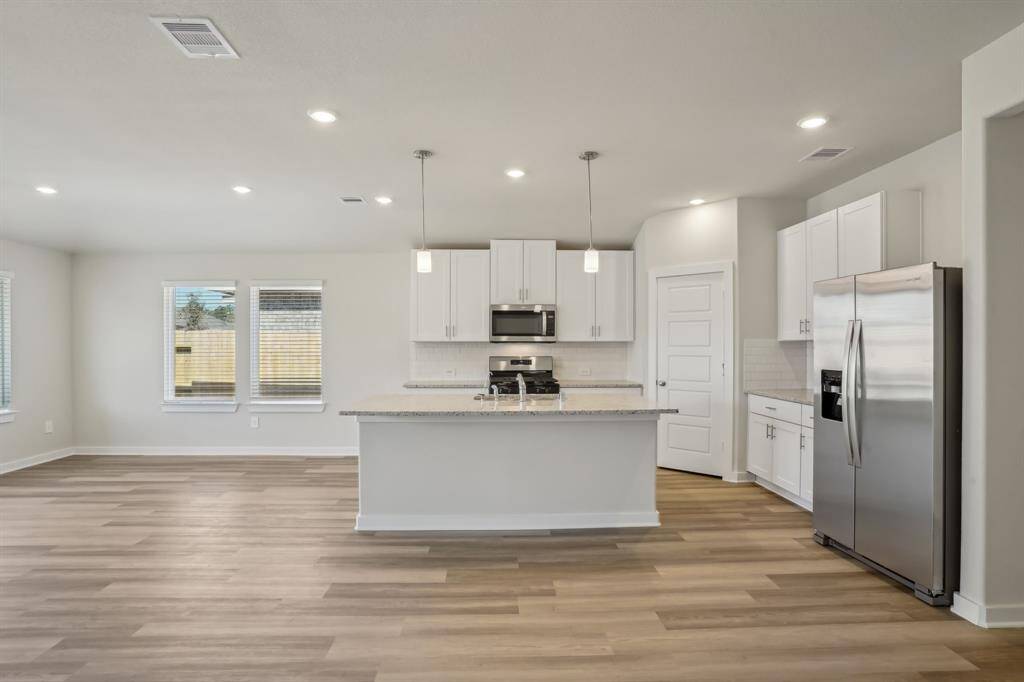 Photo is not of the actual home but is an inspirational photo of builder’s model home and may depict options, furnishings, and/or decorator features that are not included.