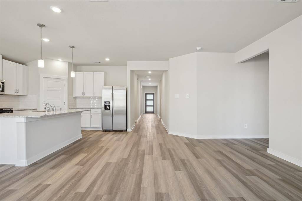Photo is not of the actual home but is an inspirational photo of builder’s model home and may depict options, furnishings, and/or decorator features that are not included.