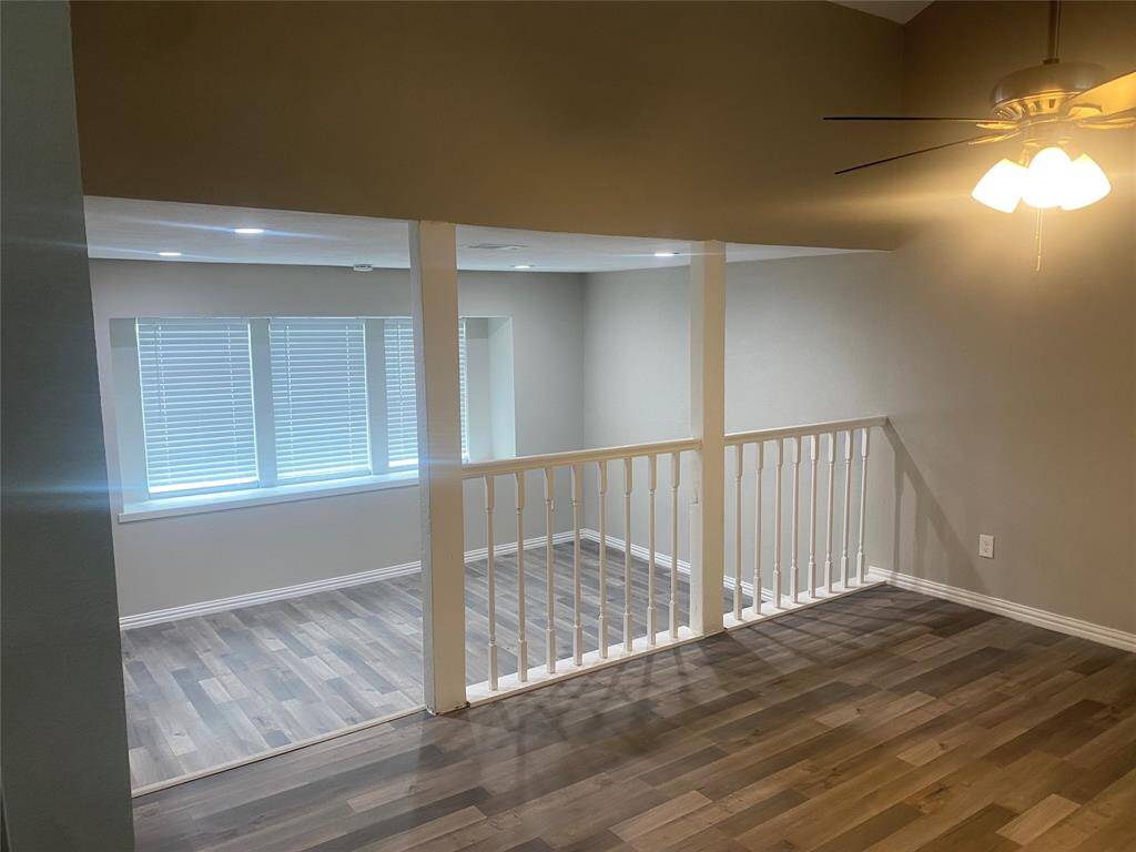 FAMILY/DINING ROOM