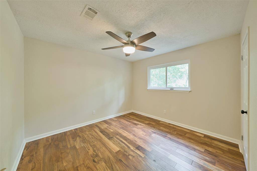 Spacious second bedroom