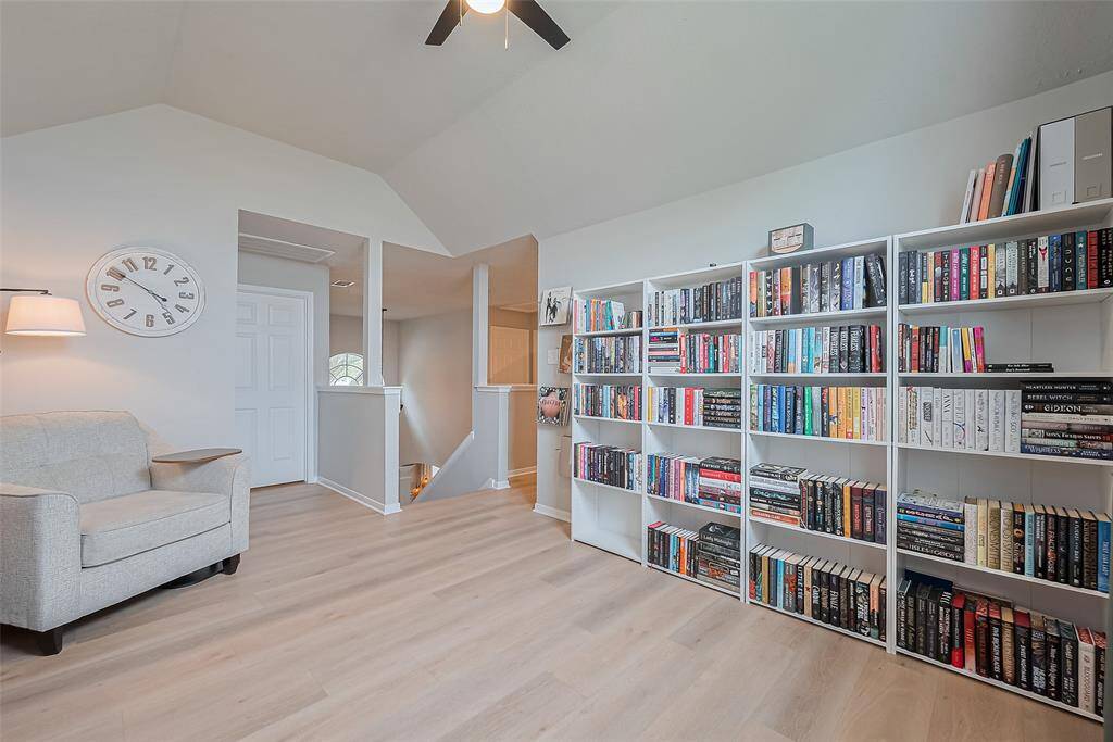 Flex Space / Game Room