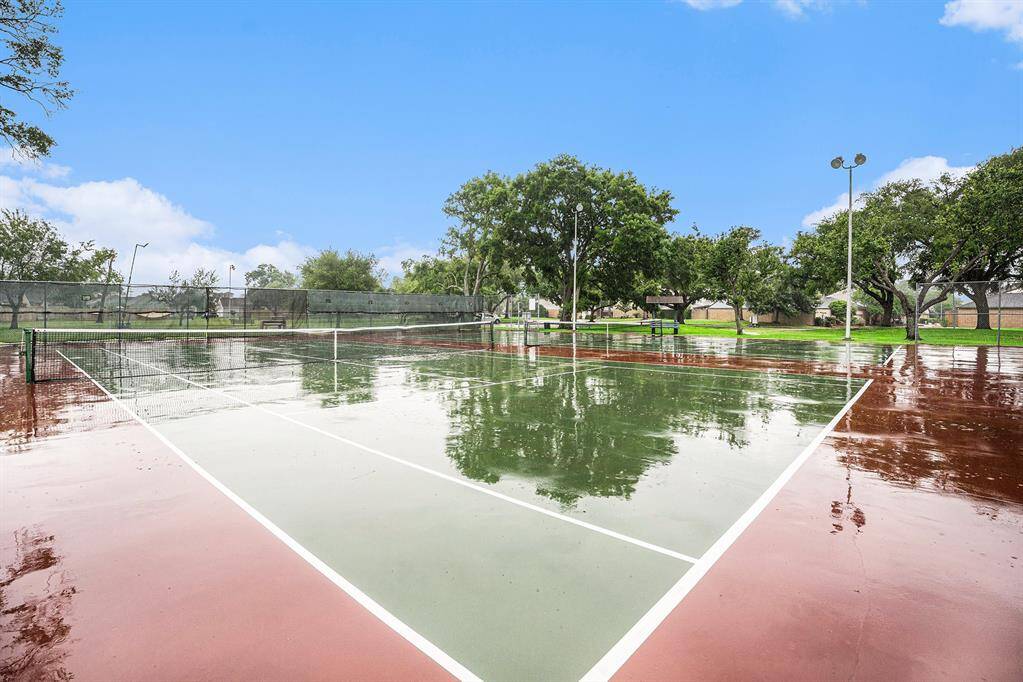 Community Tennis court