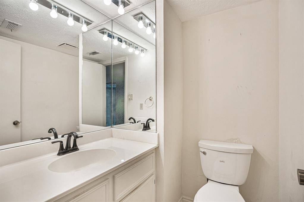 Half bath first level