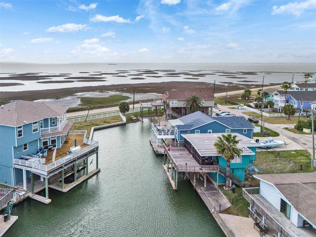 this is a priceless view of Galveston bay.