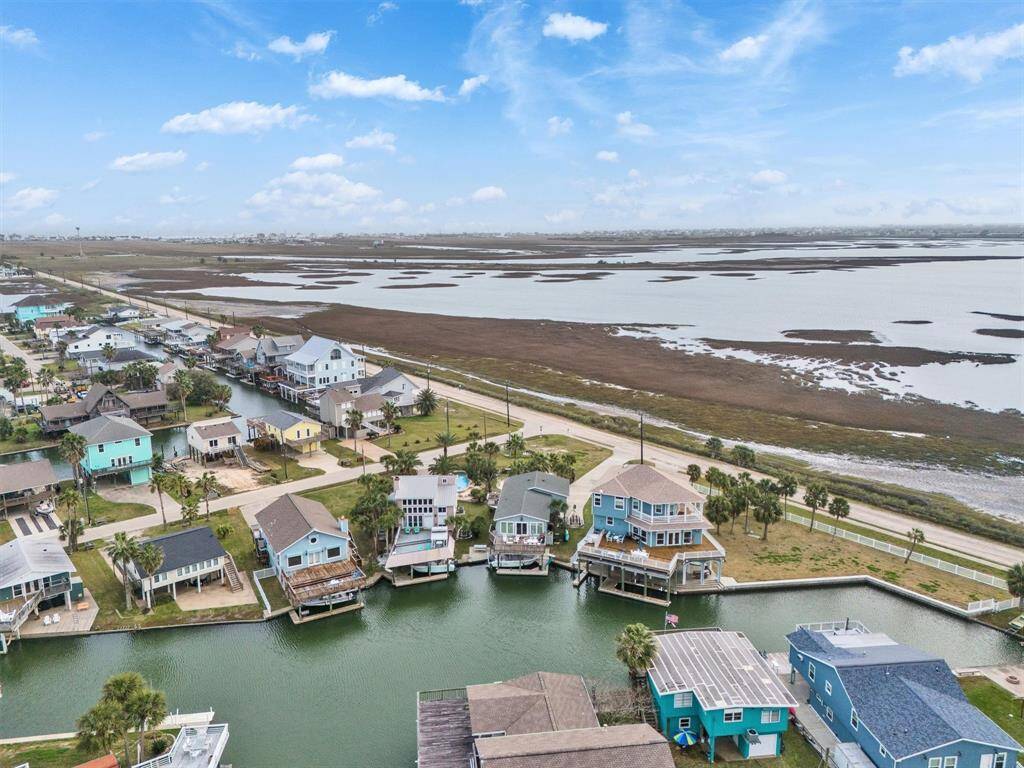 Overhead picture shows the City of jamaica Beach and Galveston Bay.