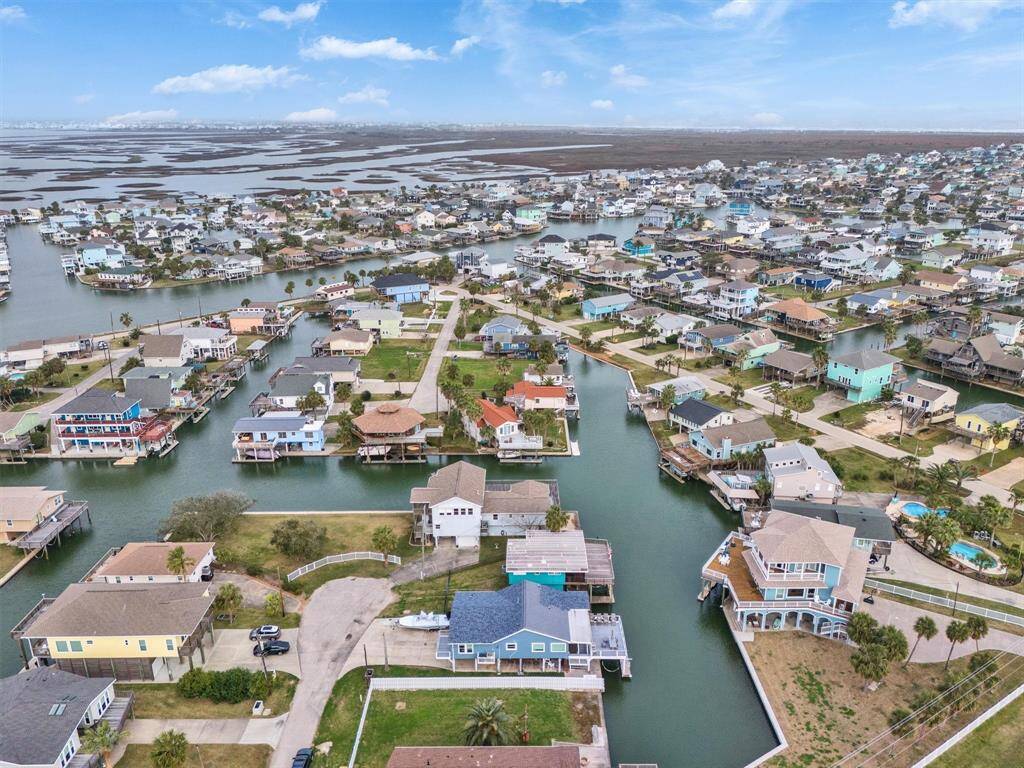 Aerial picture of Jamaica beach.