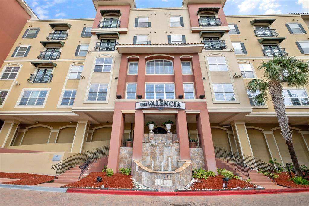 Welcome to the Valencia, stylish multi-story apartment building with Mediterranean-inspired architecture. 24/7 Gated access and patrol.