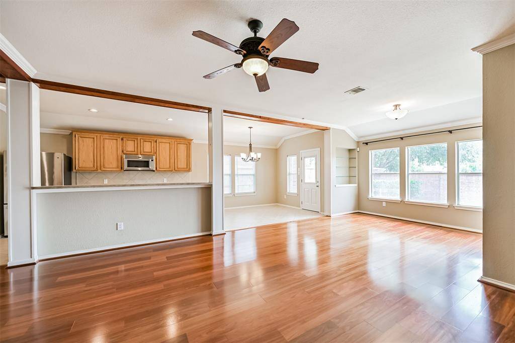 Open concept living room, kitchen and breakfast room