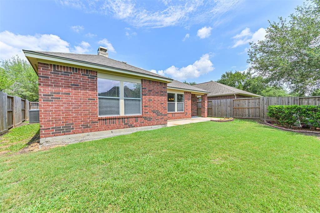 Quiet and easily maintained backyard