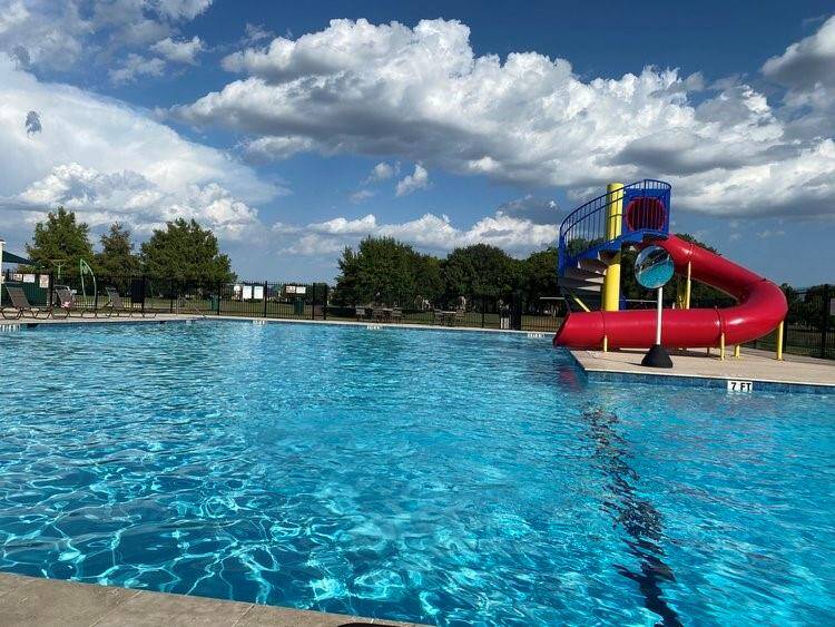 Waterside Estates pool