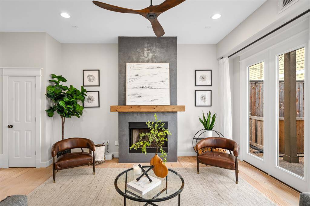 [Living Room] Graced with a handsome focal point gas log fireplace