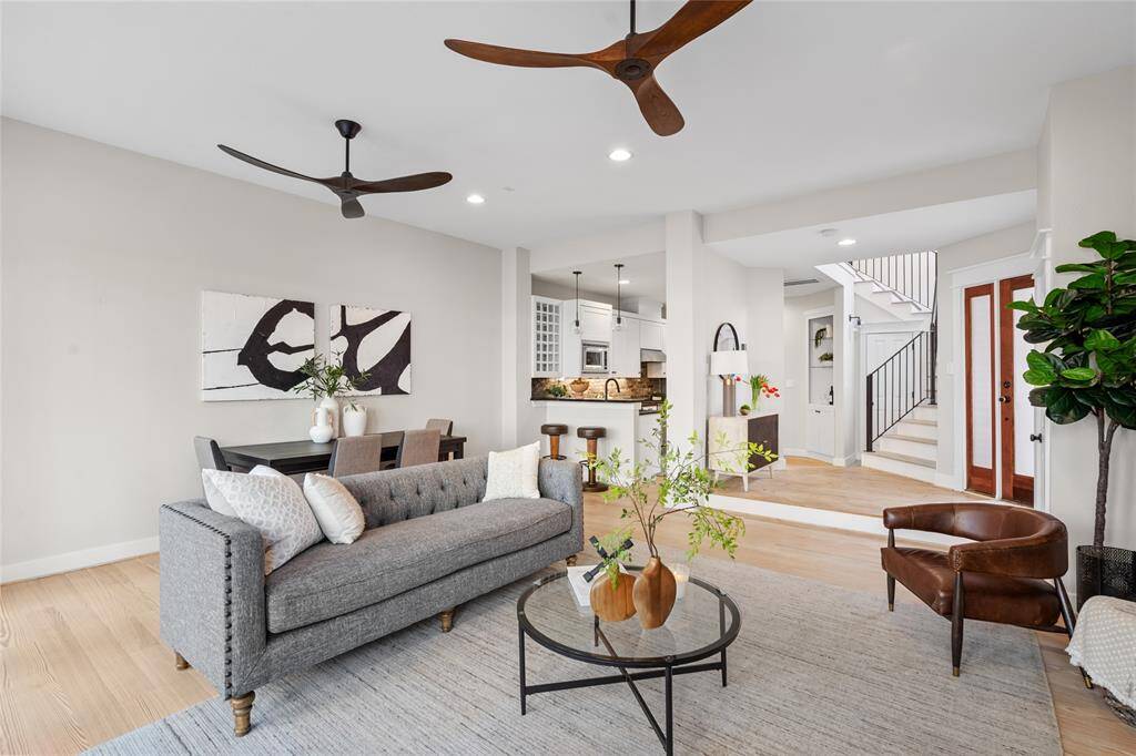 [Living/Dining] Light and bright open concept living dining area
