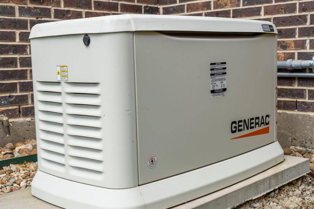 Stay prepared with peace of mind thanks to the built-in Generac whole-home generator, ready to power your home during unexpected outages.