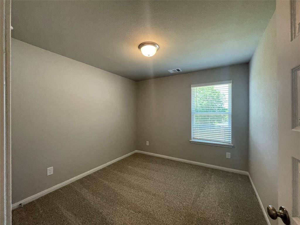 4th Bed with bath